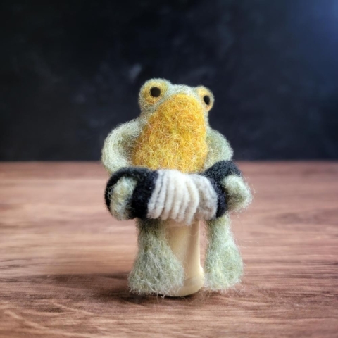 Holly Oddly - Felting Kit: Tiny Frog Needle cover image