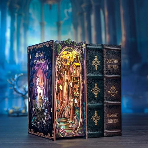 Hands Craft Book Nook Kit: Grace of the Forest cover image
